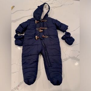 The Children’s Place Baby Snow Suit size 6-9 months